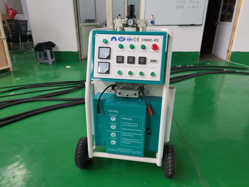 CNMC-E3 聚氨酯喷涂机：稳定喷涂，适配多元工程场景